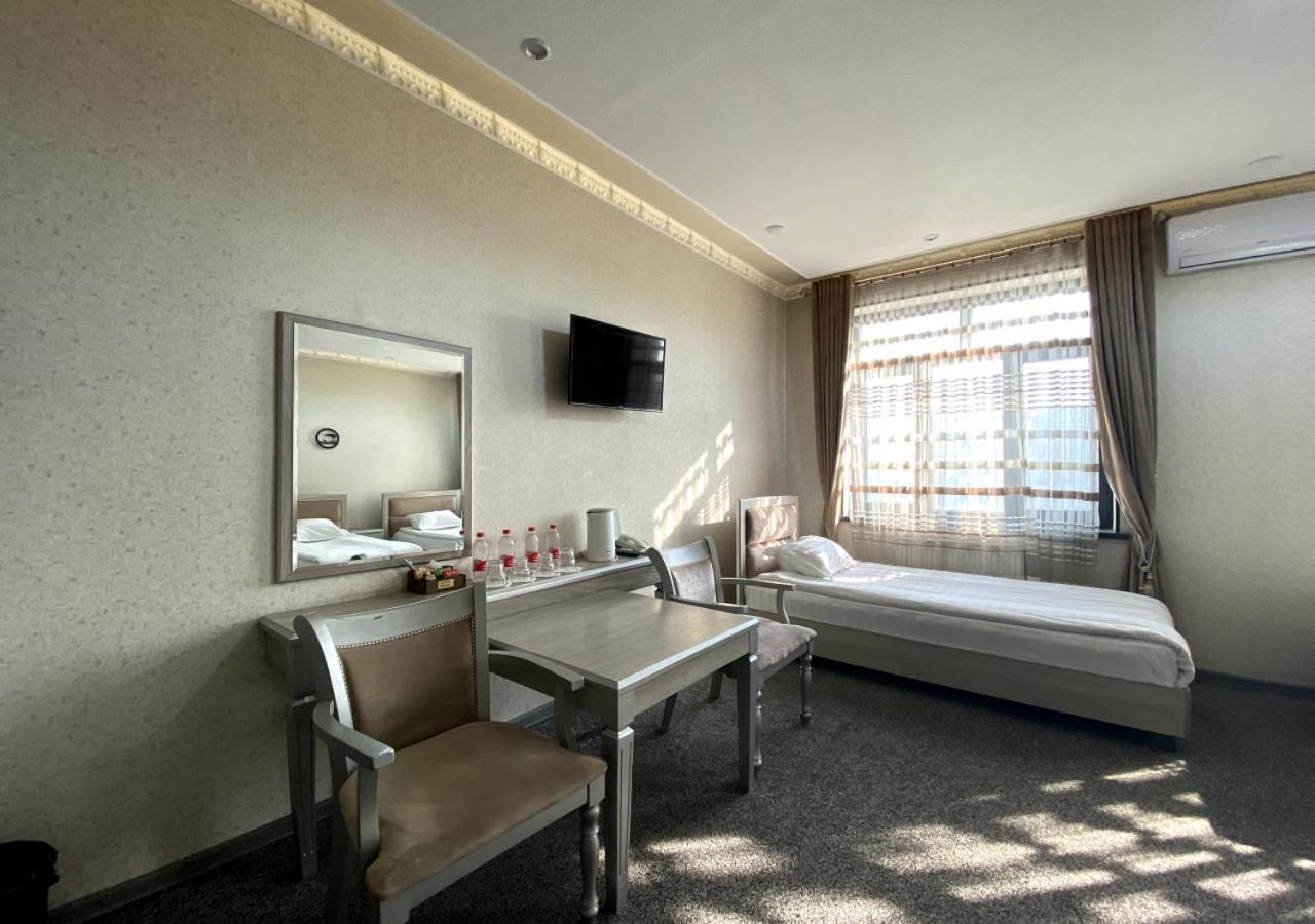 Diyor Hotel Marghilon Zewnętrze zdjęcie