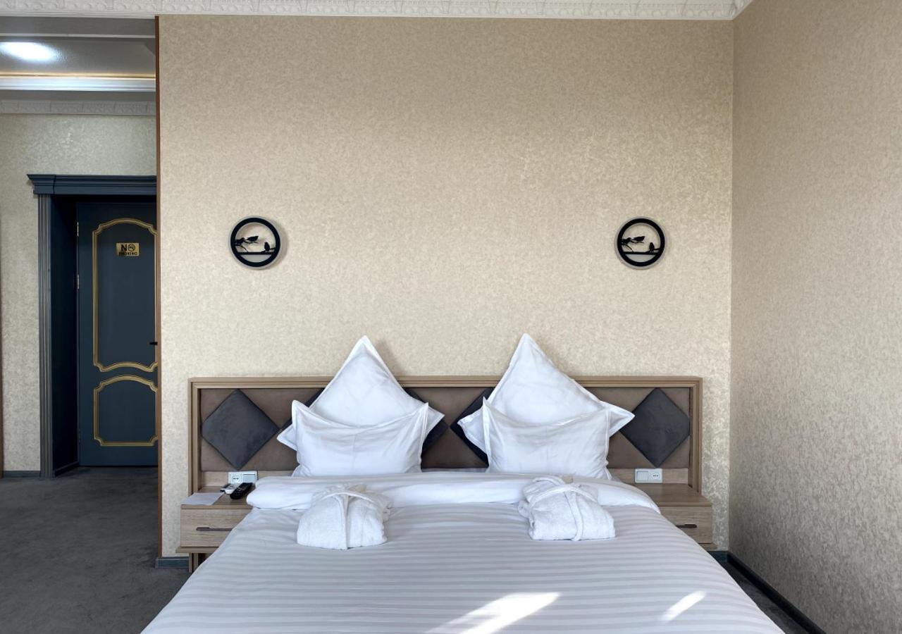 Diyor Hotel Marghilon Zewnętrze zdjęcie