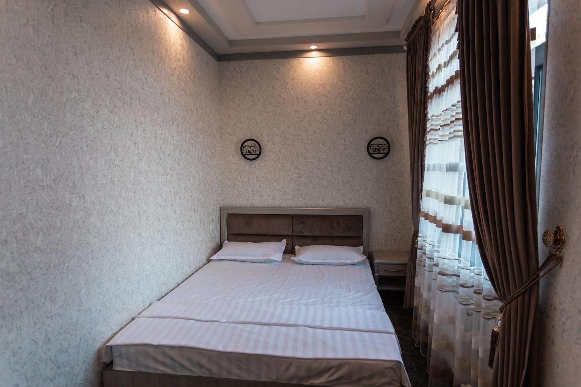 Diyor Hotel Marghilon Zewnętrze zdjęcie